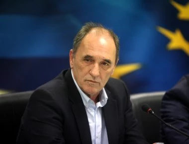 Γ. Σταθάκης: «Με τις διασυνδέσεις Κρήτης και Κυκλάδων το κόστος ηλεκτρισμού για τους καταναλωτές θα περιοριστεί κατά 8%»